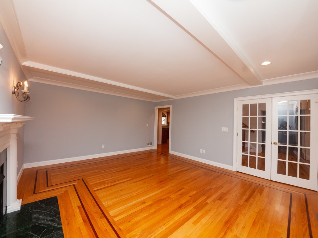 31 Marsh St