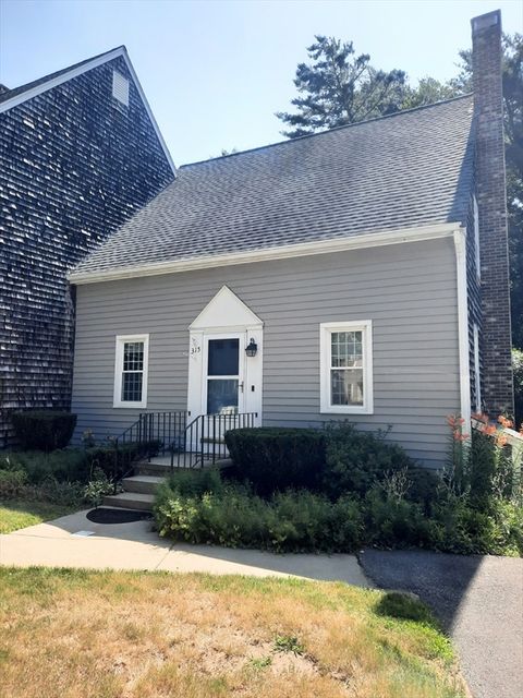 315 Twin Lakes Dr 315 Halifax MA 02338