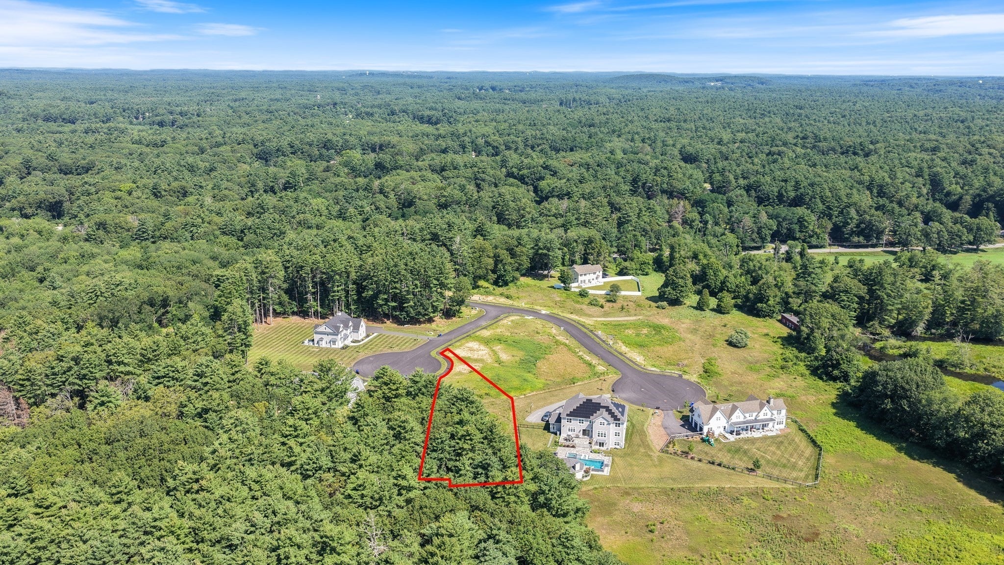 4 Ruby Cir