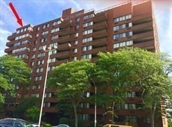 77 Adams St 1201