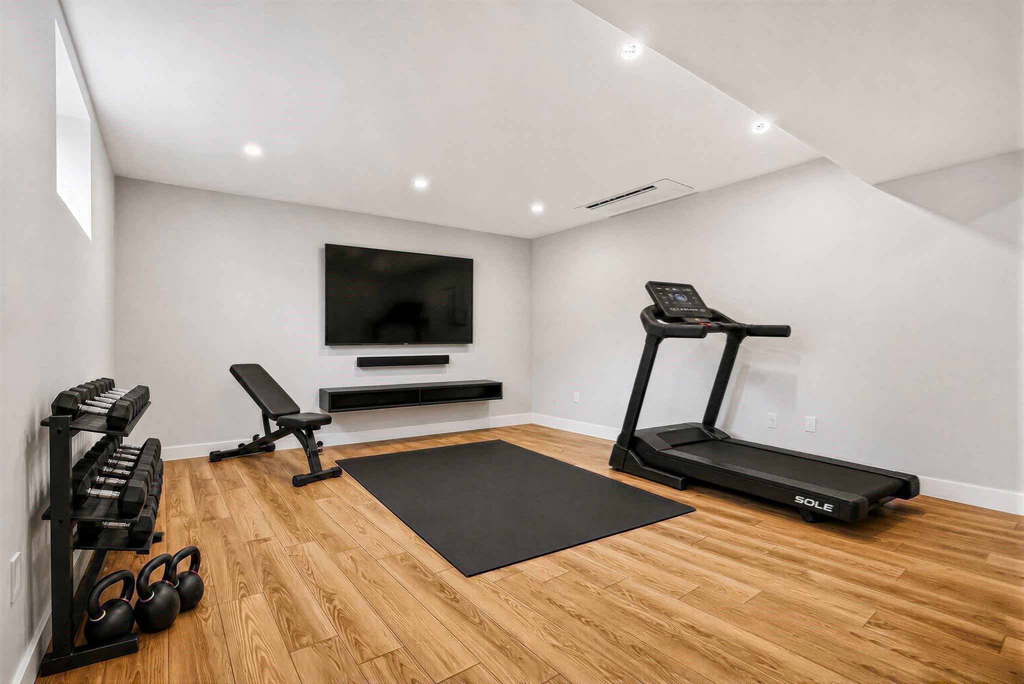 18 Avon Cir, Needham, MA, 18 Avon Cir, Needham, MA Photo #18