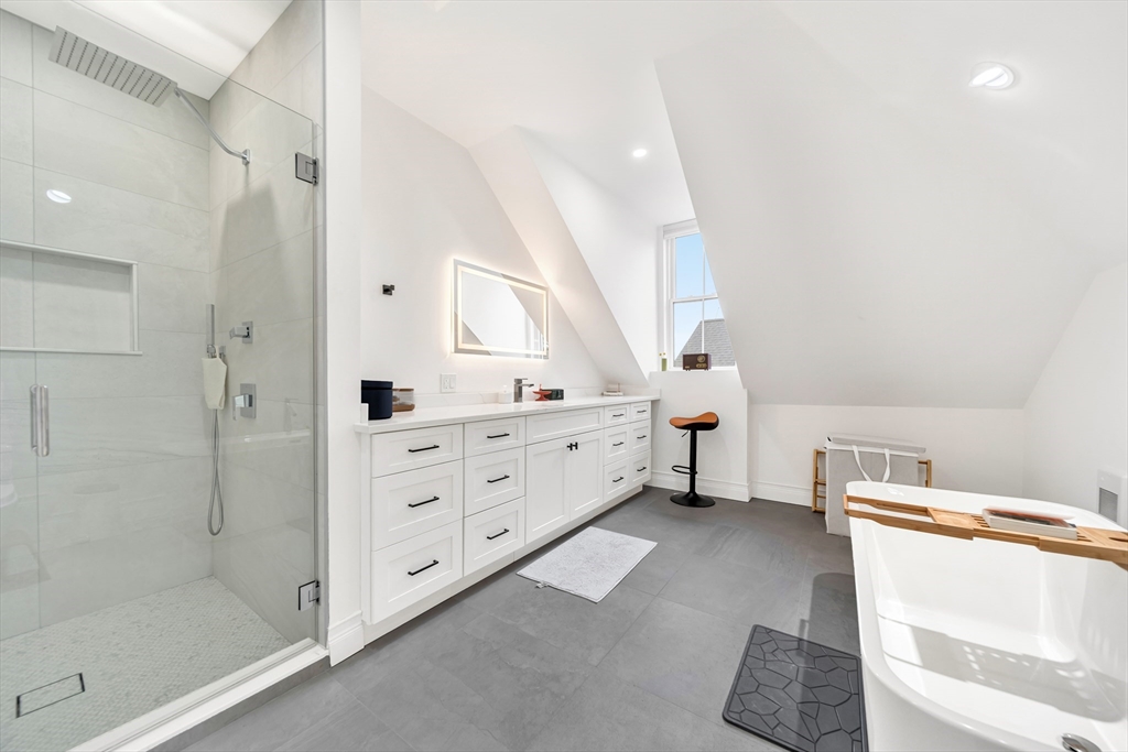 57 Grampian Way #2, Boston, MA Photo #24