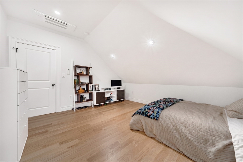 57 Grampian Way #2, Boston, MA Photo #29