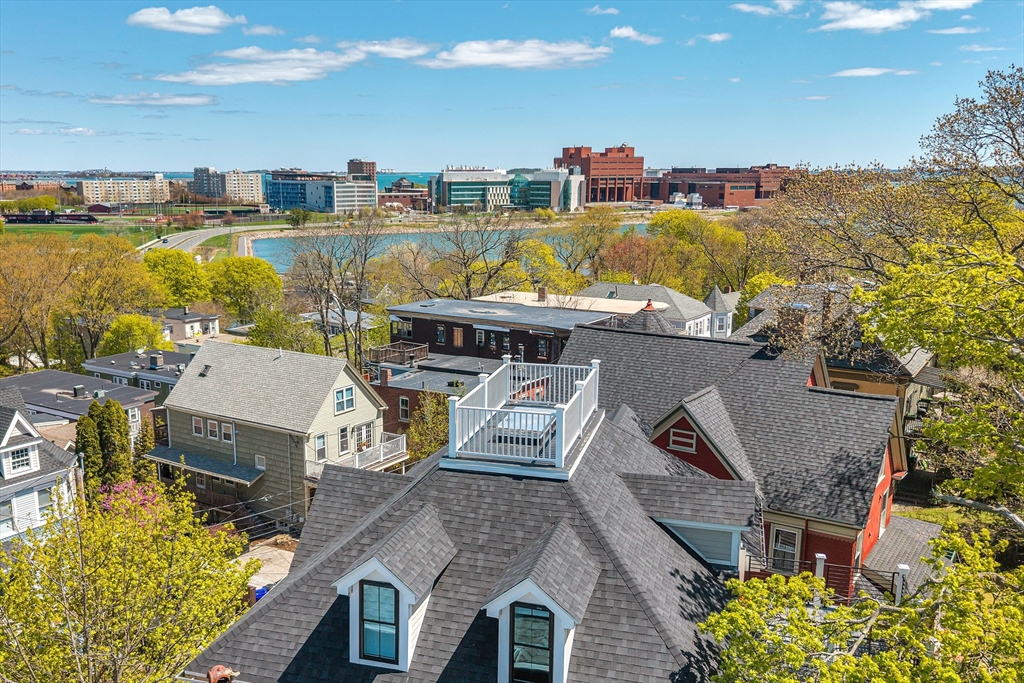 57 Grampian Way #2, Boston, MA Photo #4