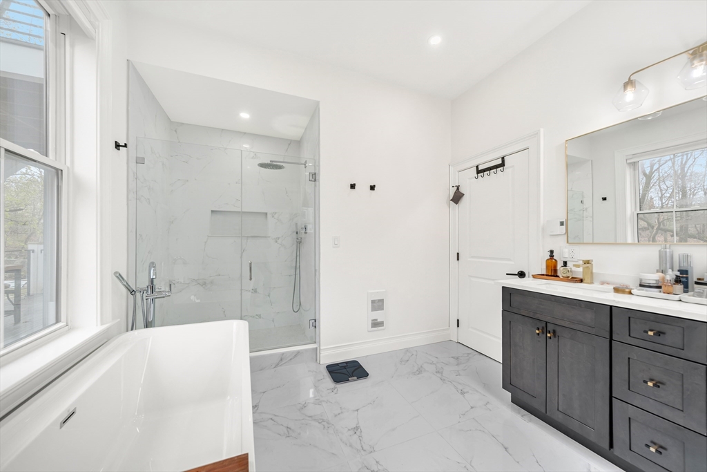 57 Grampian Way #2, Boston, MA Photo #19