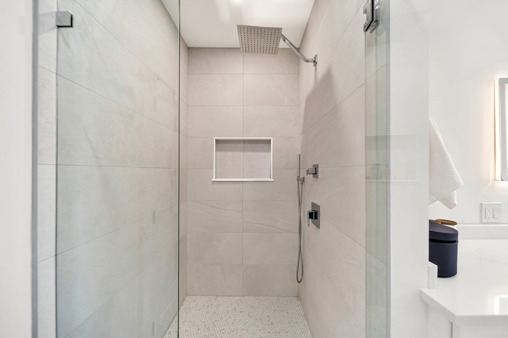 57 Grampian Way #2, Boston, MA Photo #25