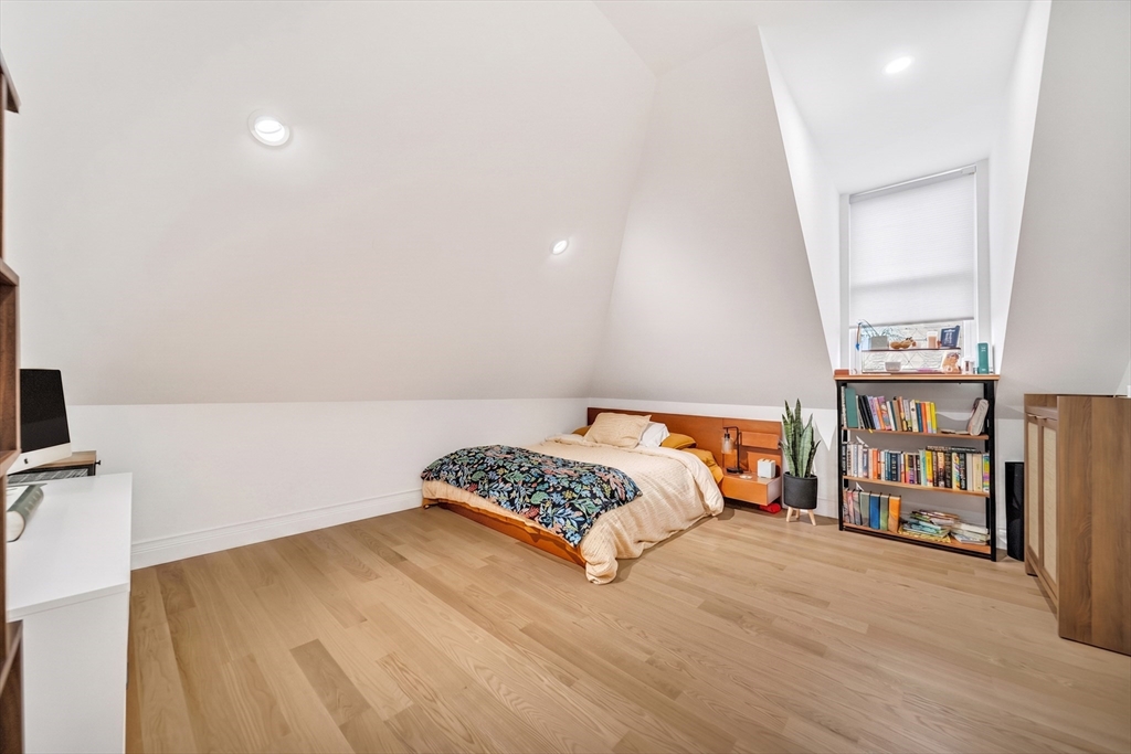 57 Grampian Way #2, Boston, MA Photo #28