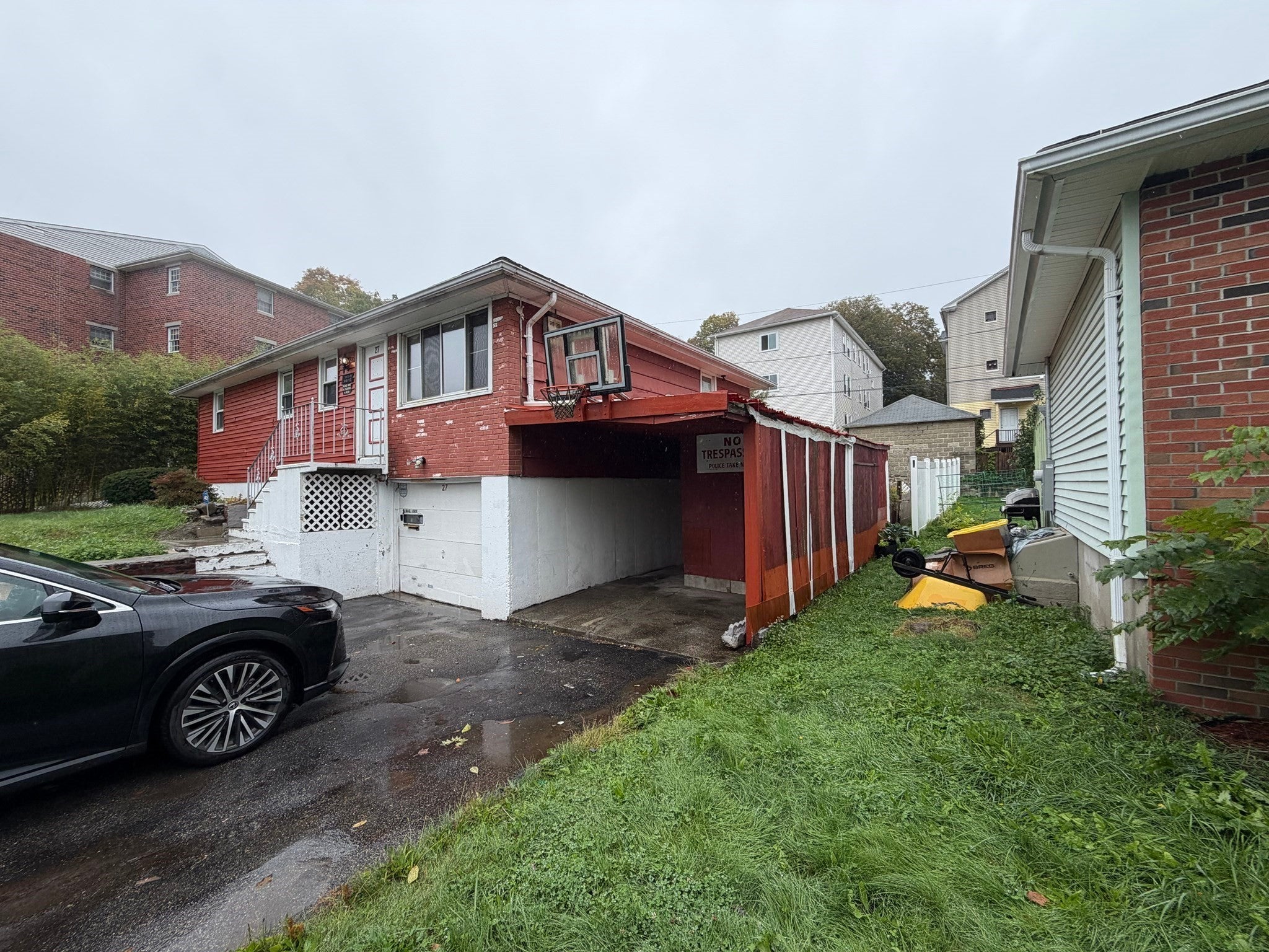 27 Dillon St