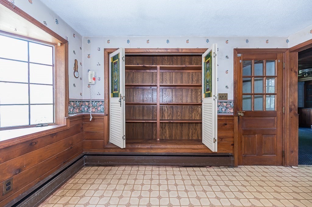 16 Westmont Cir