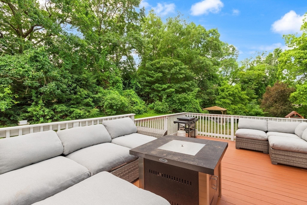 335 Moosehill Road, Walpole, MA Photo #21