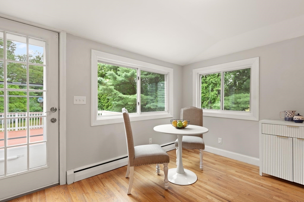 335 Moosehill Road, Walpole, MA Photo #5