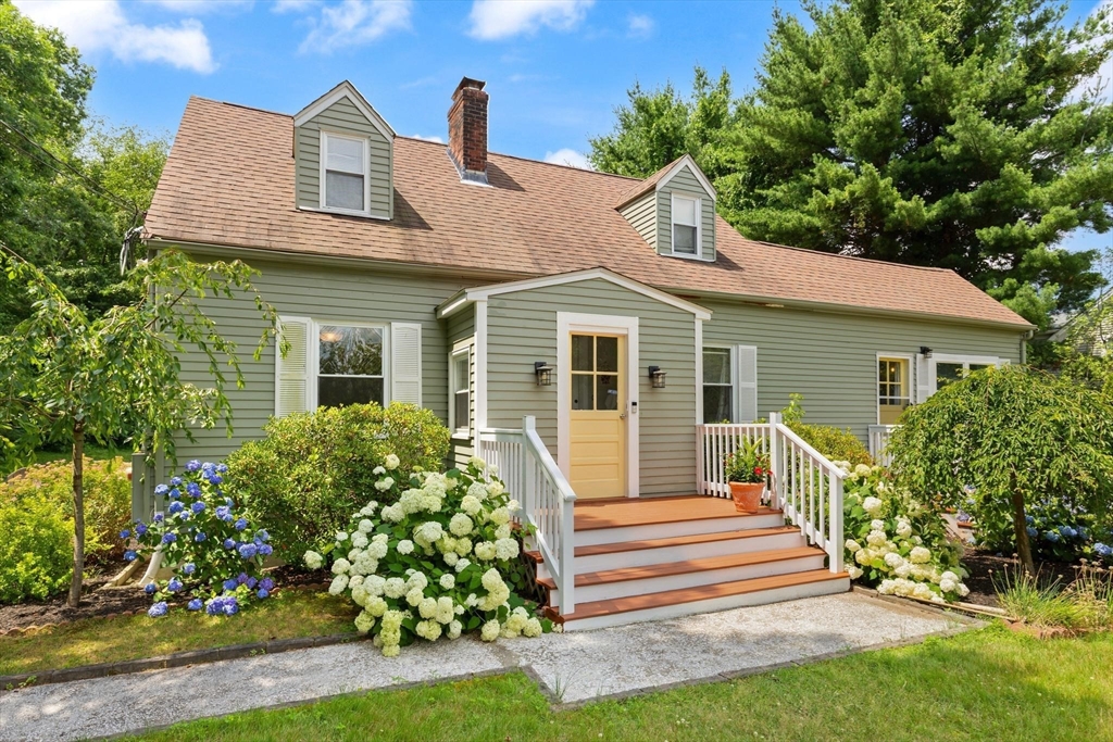 335 Moosehill Road, Walpole, MA Photo #2