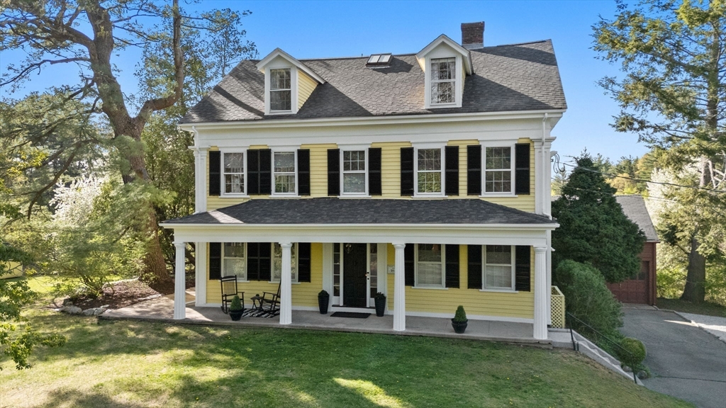 137 Wellesley St