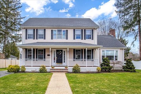 11 Elm St Norwood MA 02062