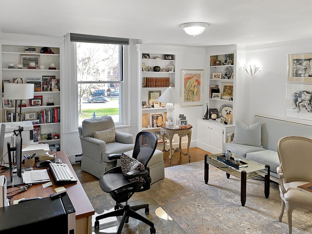 333 Commonwealth Ave 7