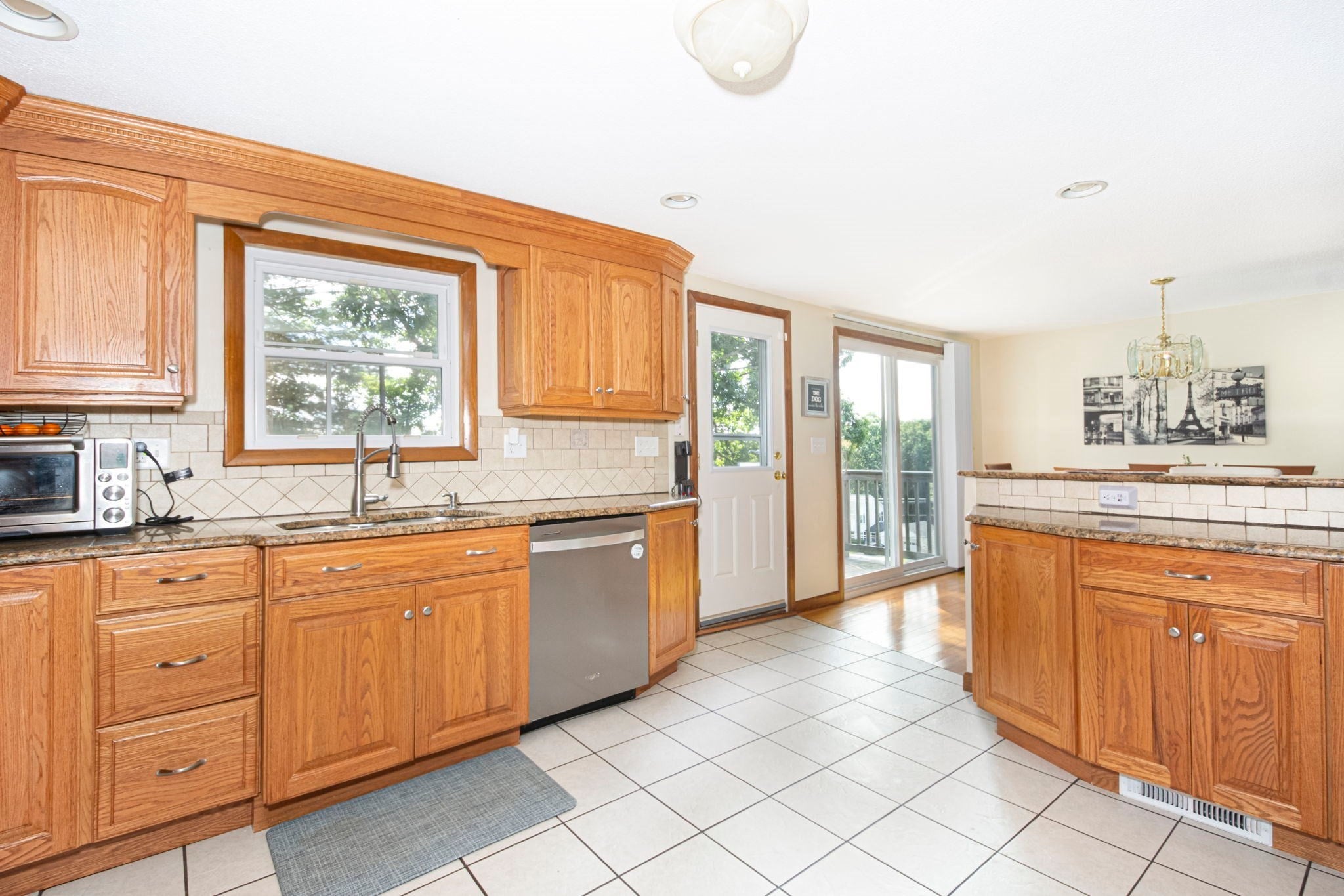 4 Carter Rd, Worcester, MA, 4 Carter Rd, Worcester, MA Photo #10