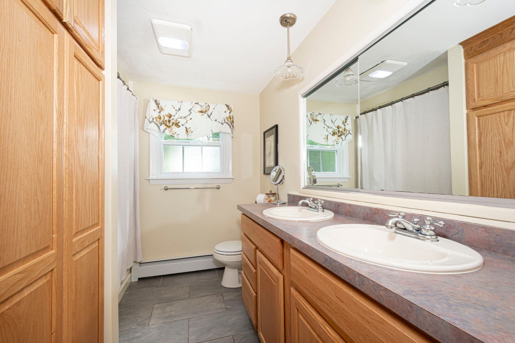 4 Carter Rd, Worcester, MA, 4 Carter Rd, Worcester, MA Photo #17