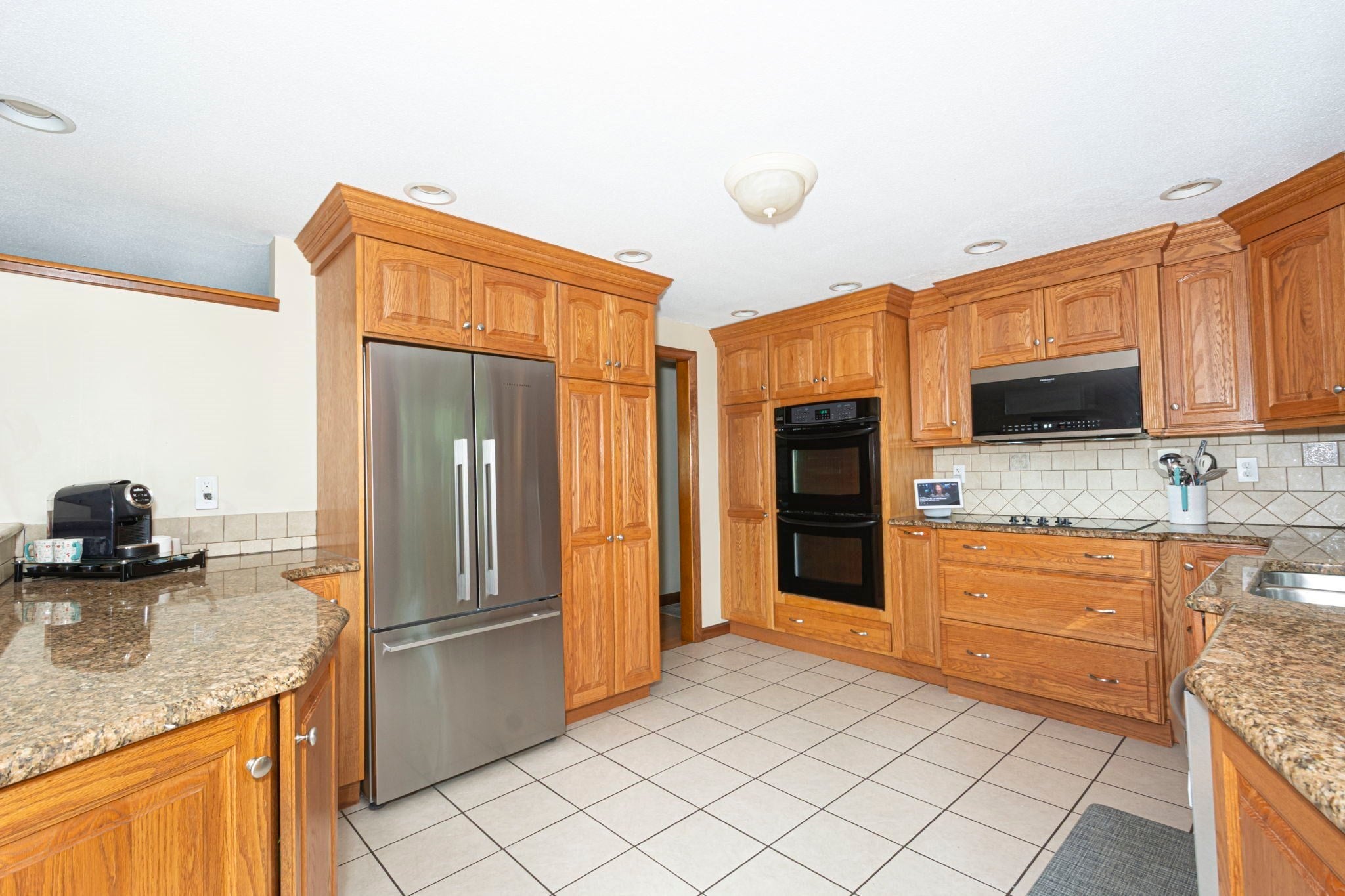 4 Carter Rd, Worcester, MA, 4 Carter Rd, Worcester, MA Photo #8