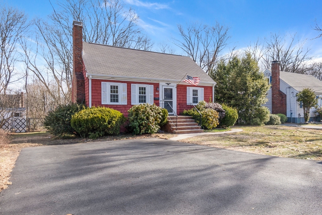 287 Main St