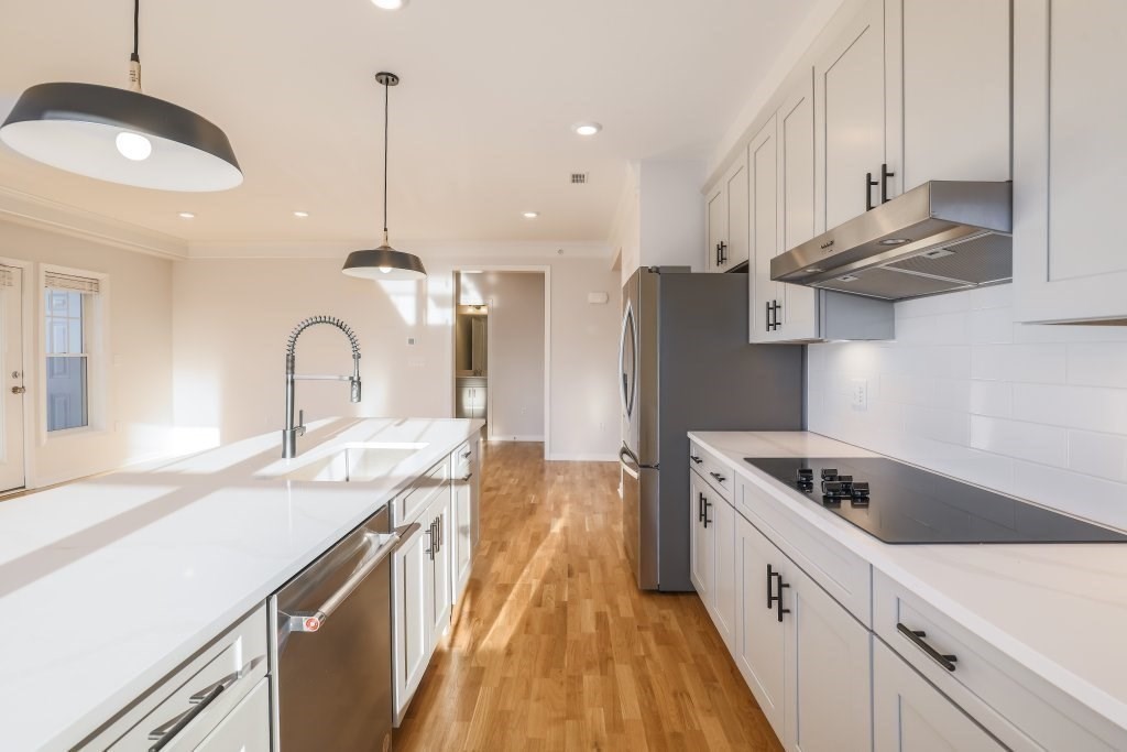 6 Peters Farm Way 406