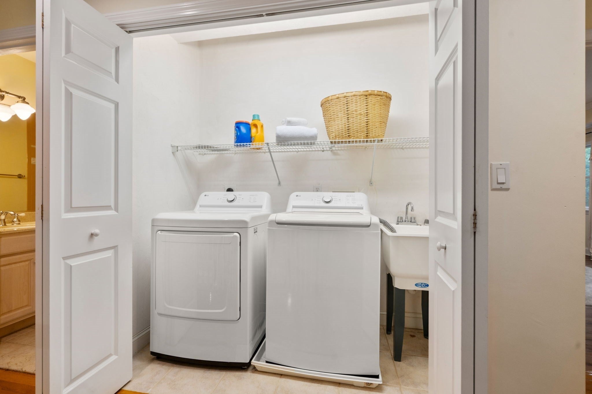 142 Hartman Rd, Newton, MA, 142 Hartman Rd, Newton, MA Photo #42
