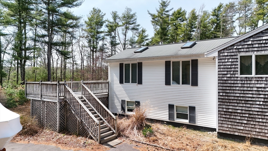 7 Randall Rd