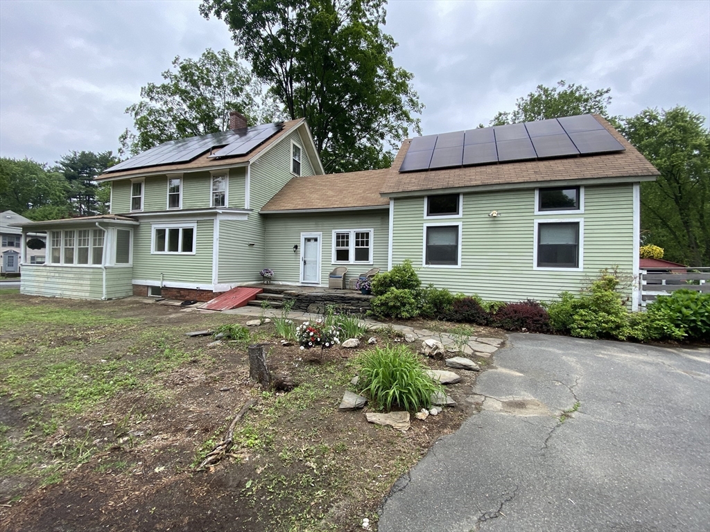 106 N Main St