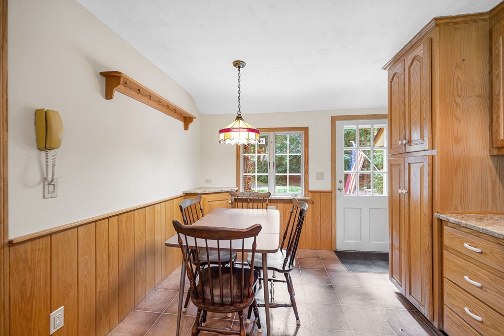 16 Cottage Park