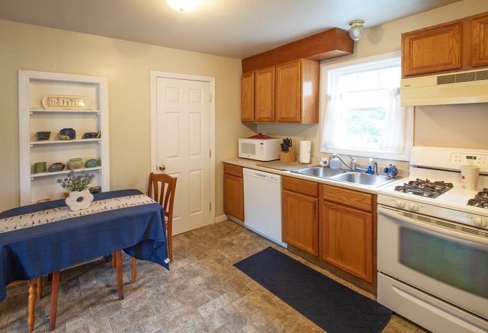 30 Adams St 30