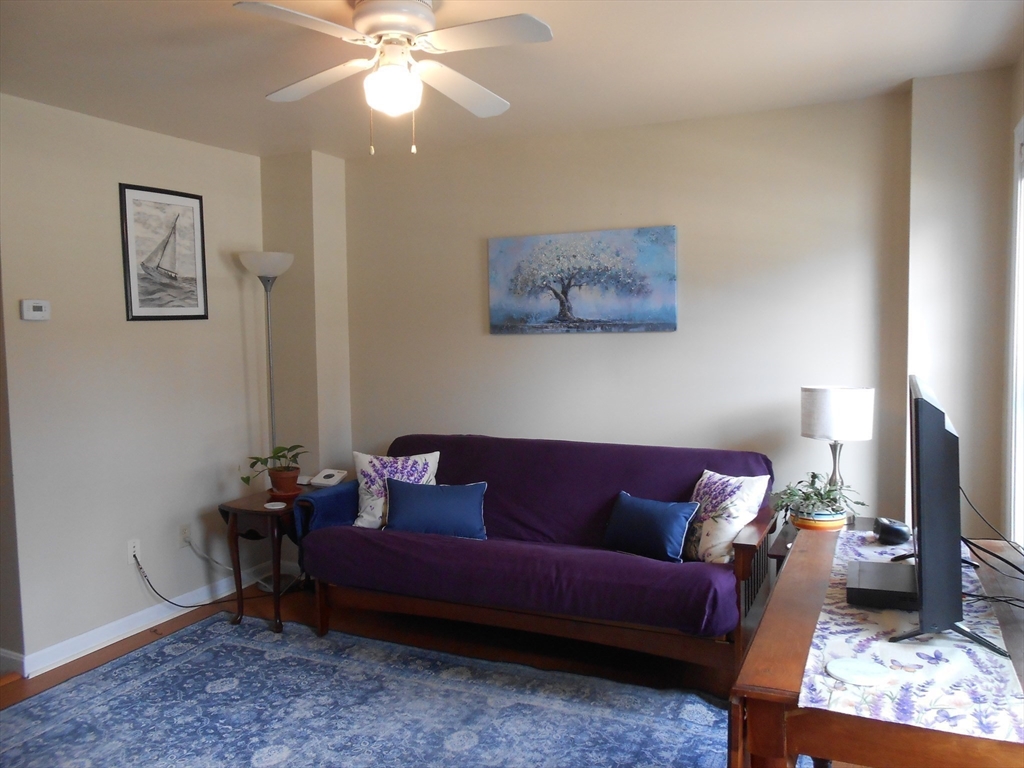 30 Adams St 30