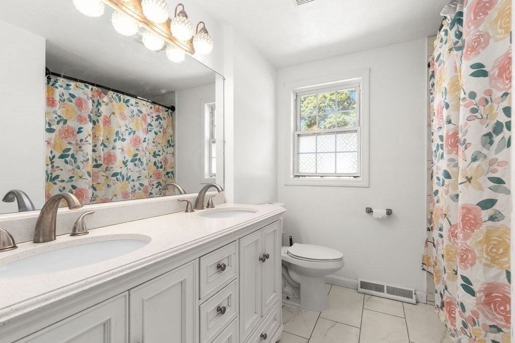 39 Frost Ave, Brockton, MA, 39 Frost Ave, Brockton, MA Photo #12