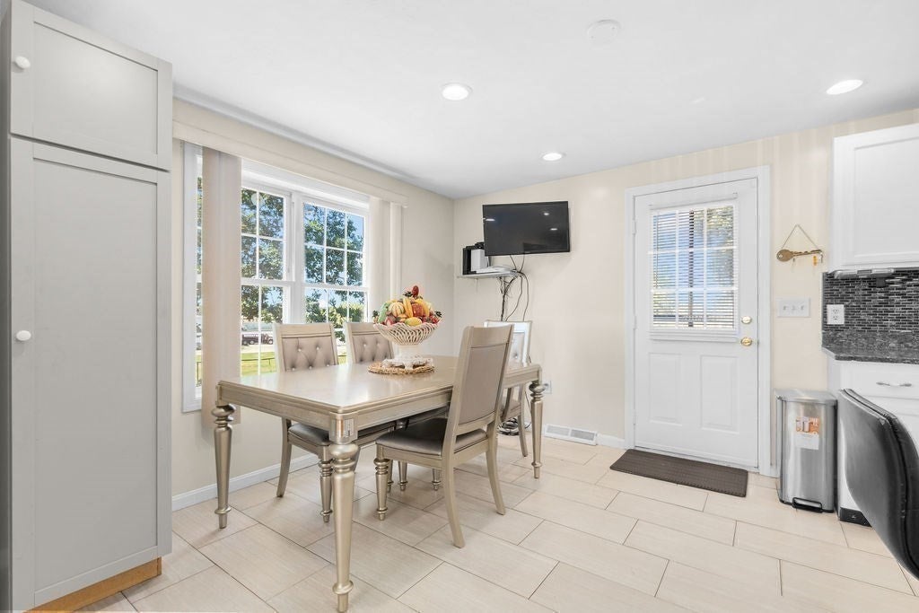 39 Frost Ave, Brockton, MA, 39 Frost Ave, Brockton, MA Photo #8