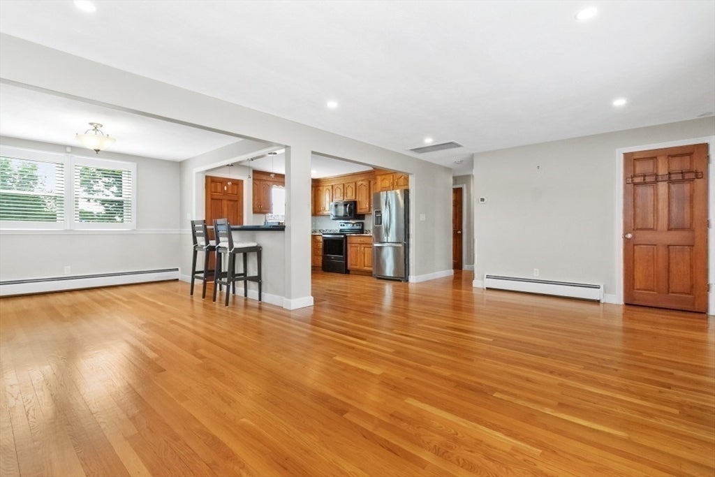 120 Kingston Road, Waltham, MA, 120 Kingston Road, Waltham, MA Photo #6