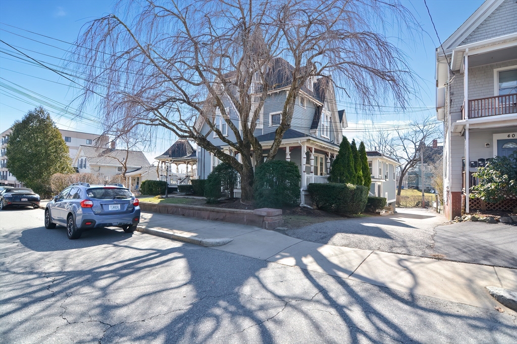 34 High St