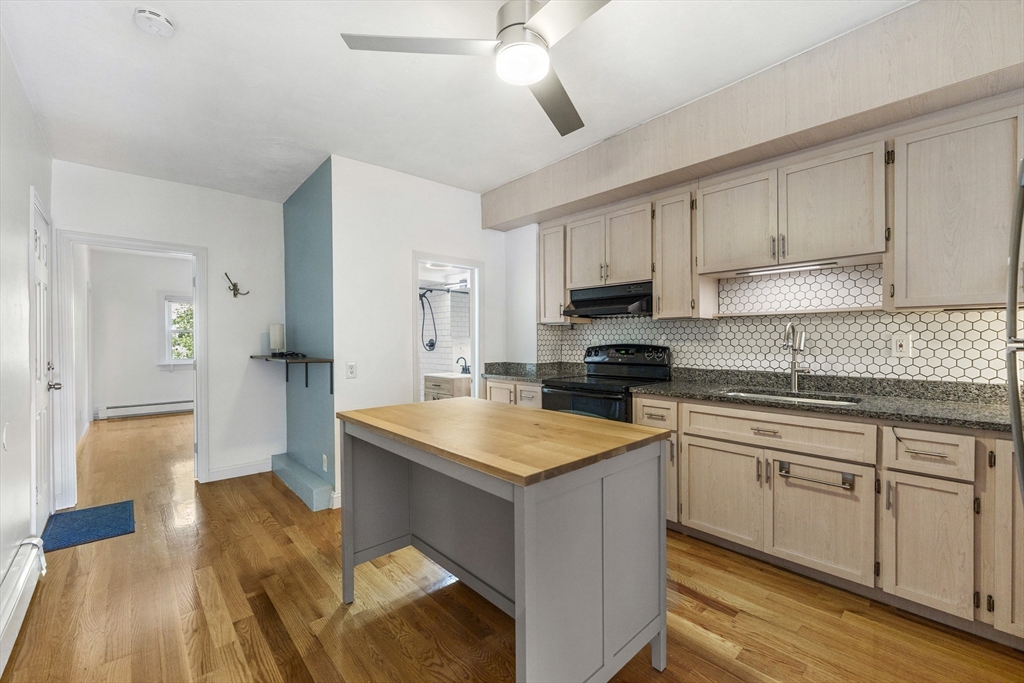 281 Chelsea St 2A