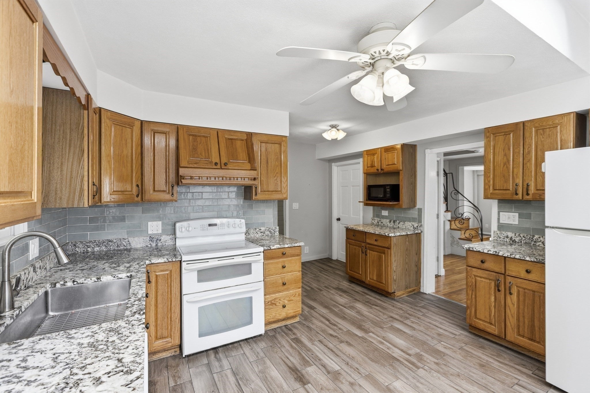 29 Woodlawn ST, Lynn, MA, 29 Woodlawn ST, Lynn, MA Photo #8