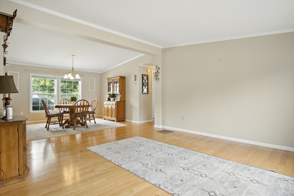 27 Fieldwood Drive