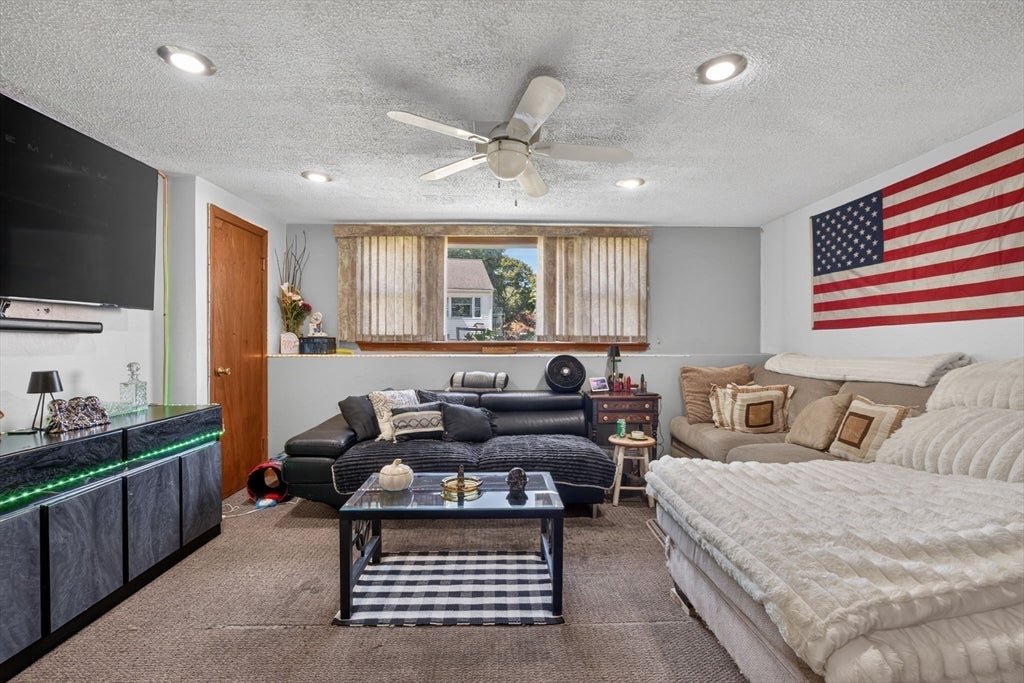 39 Mountain Ave, Saugus, MA, 39 Mountain Ave, Saugus, MA Photo #17