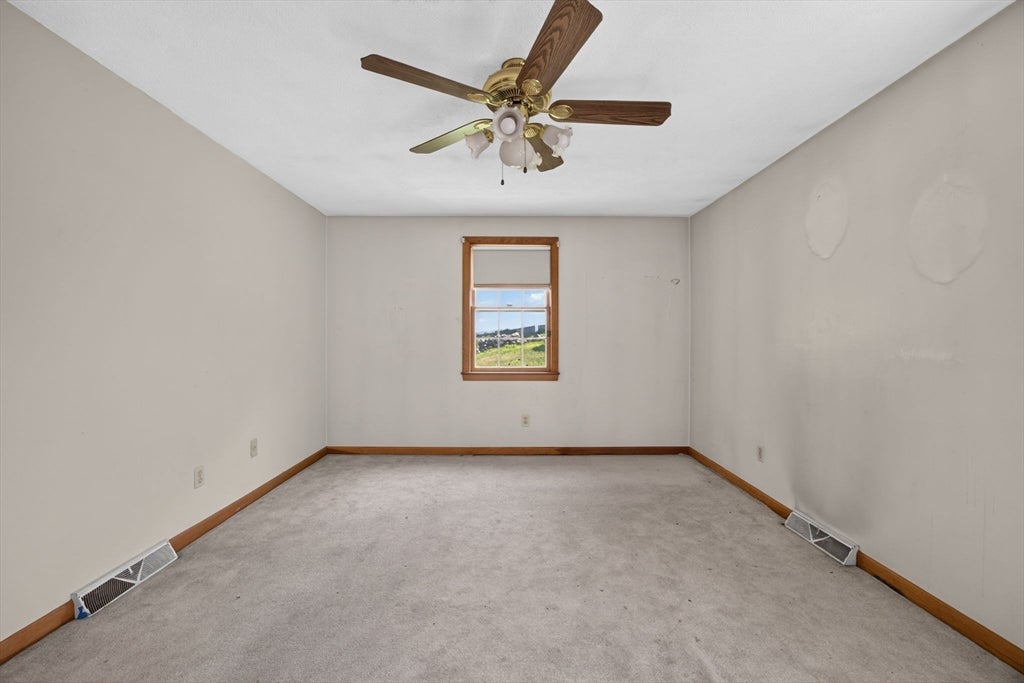 39 Mountain Ave, Saugus, MA, 39 Mountain Ave, Saugus, MA Photo #16