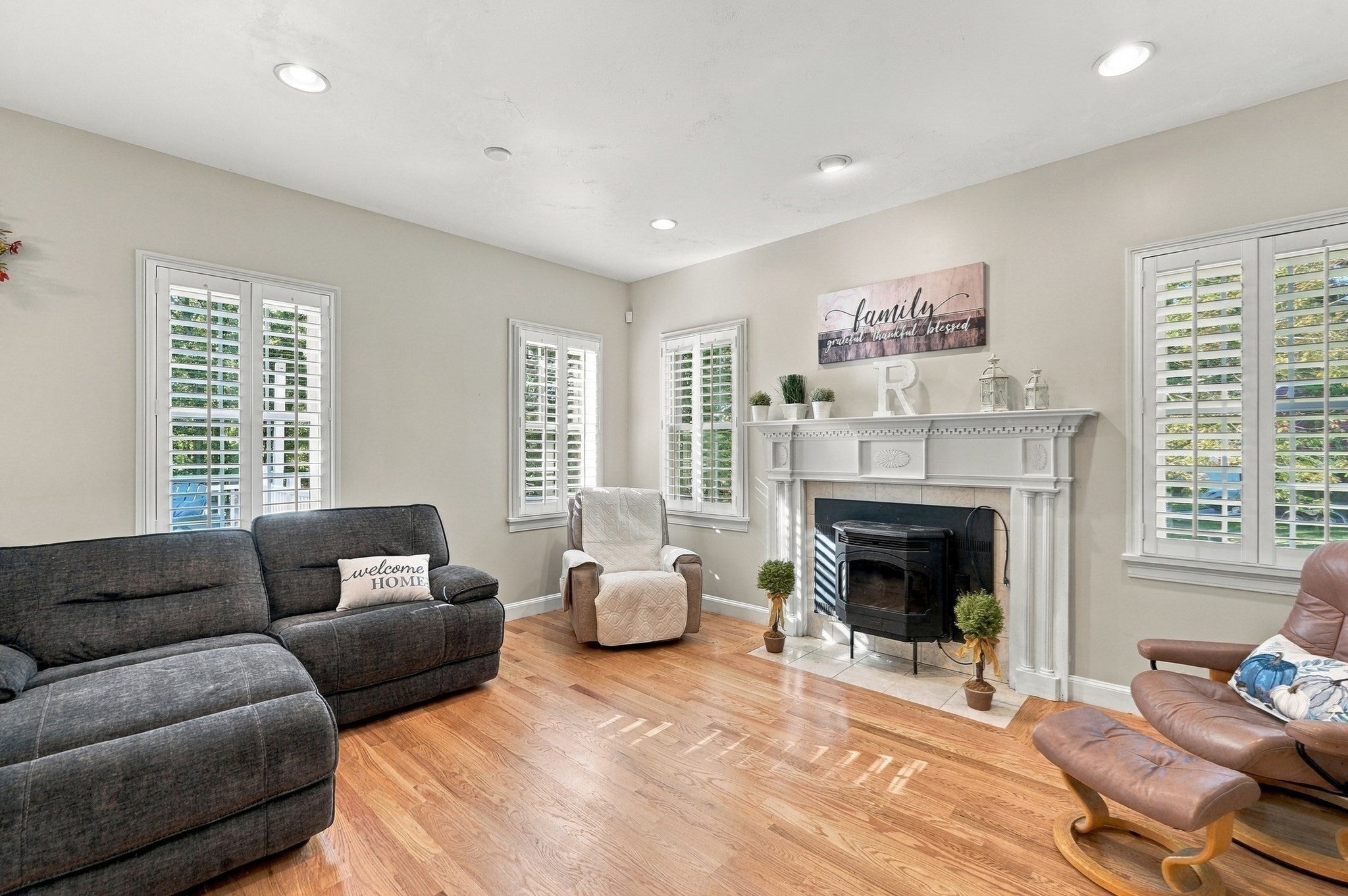 23 Brook St, Raynham, MA Photo #11