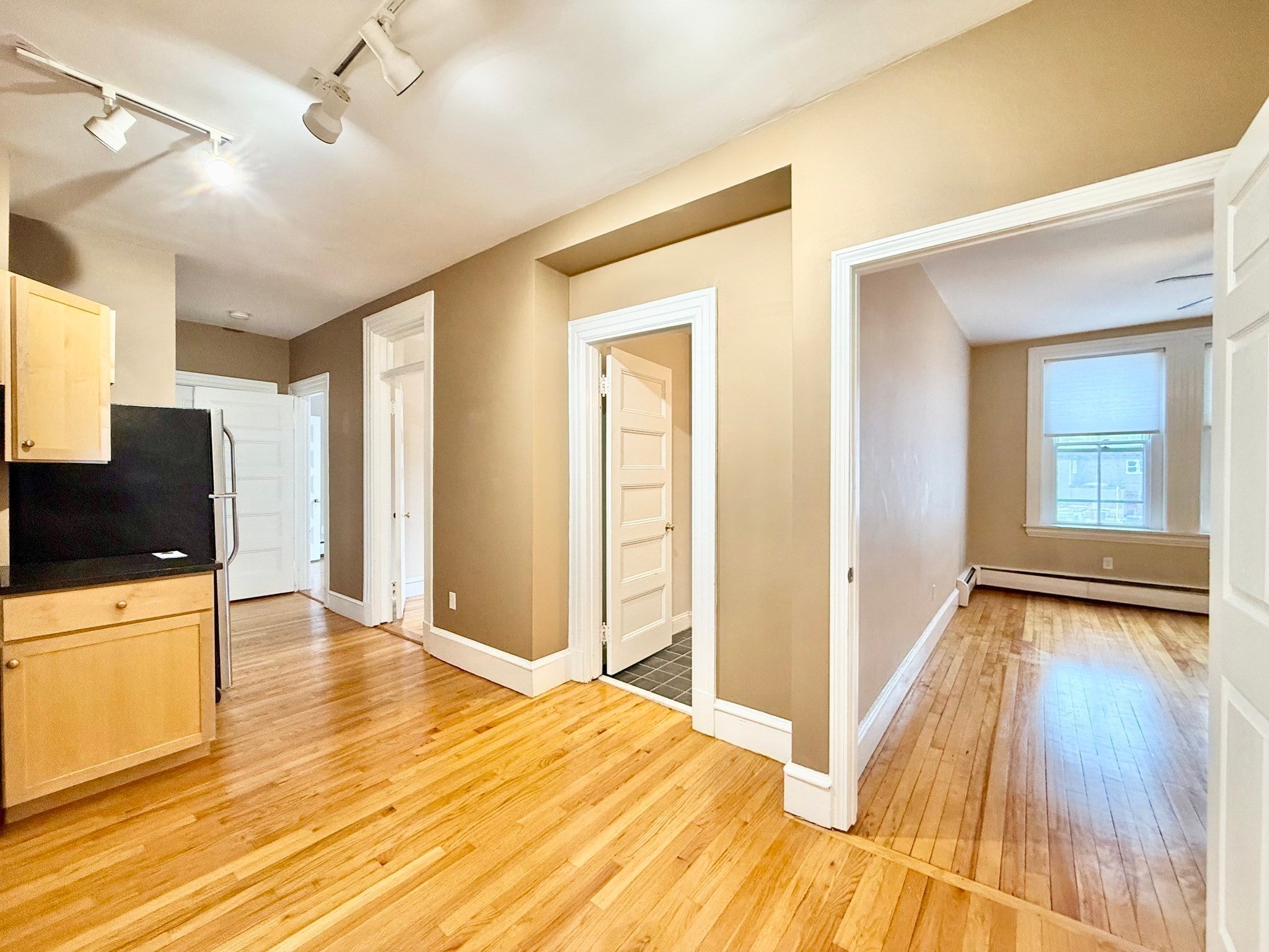 2 Arlington St #22, Cambridge, MA, 2 Arlington St #22, Cambridge, MA Photo #9