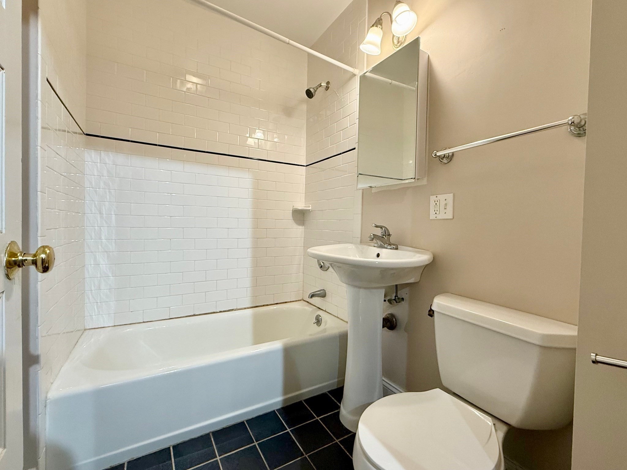 2 Arlington St #22, Cambridge, MA, 2 Arlington St #22, Cambridge, MA Photo #14