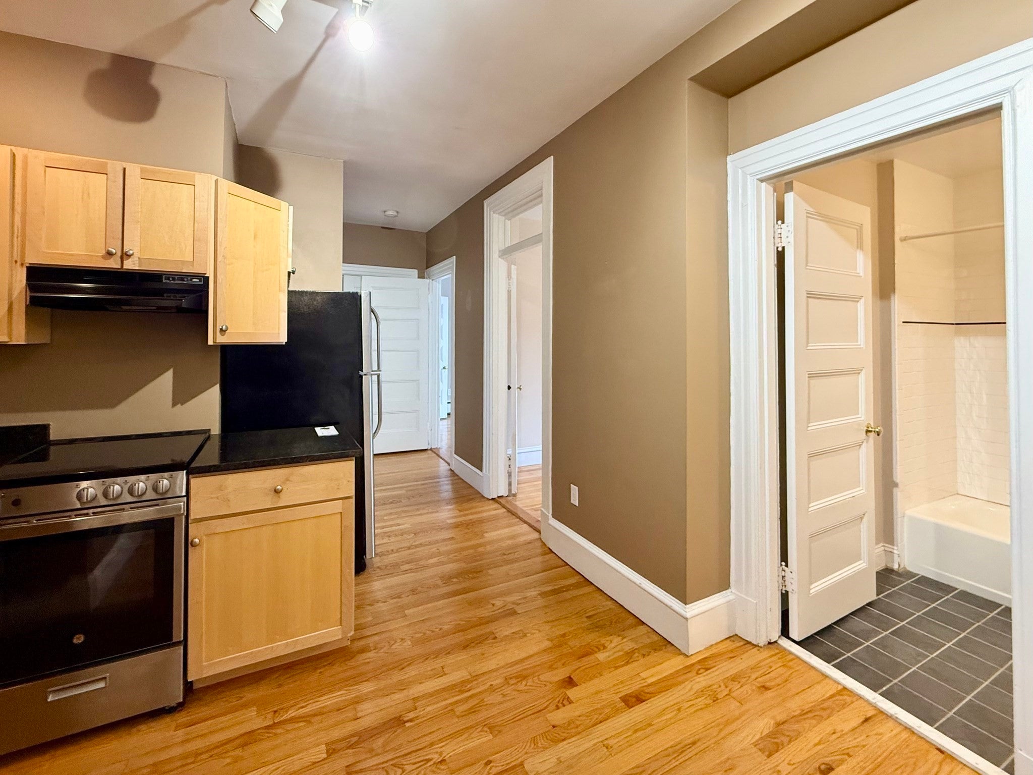 2 Arlington St #22, Cambridge, MA, 2 Arlington St #22, Cambridge, MA Photo #8