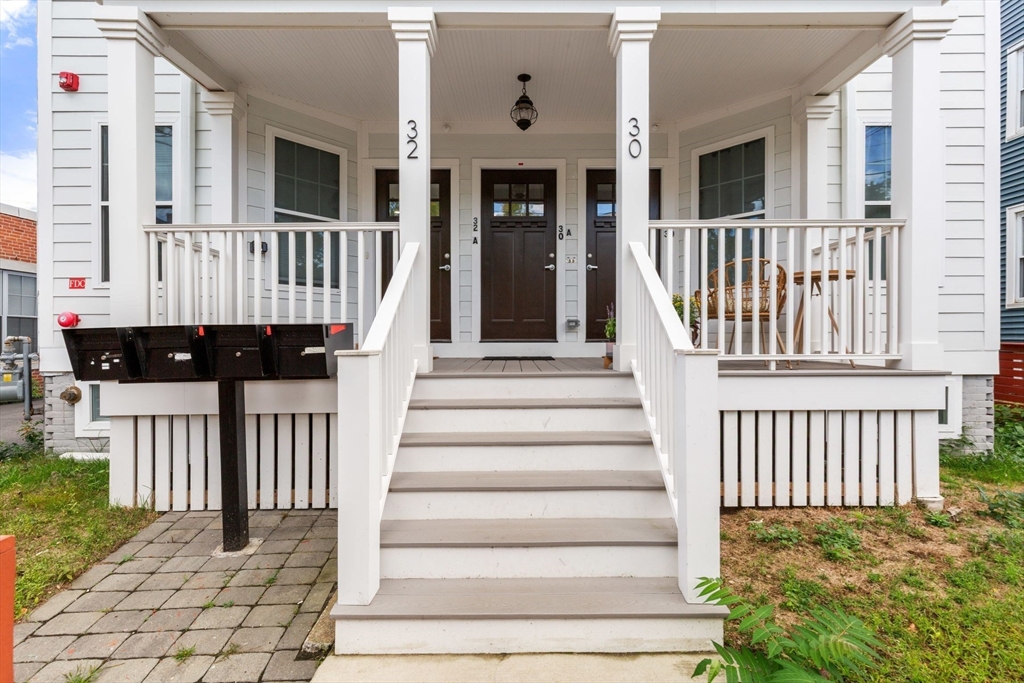 32 Cameron Avenue