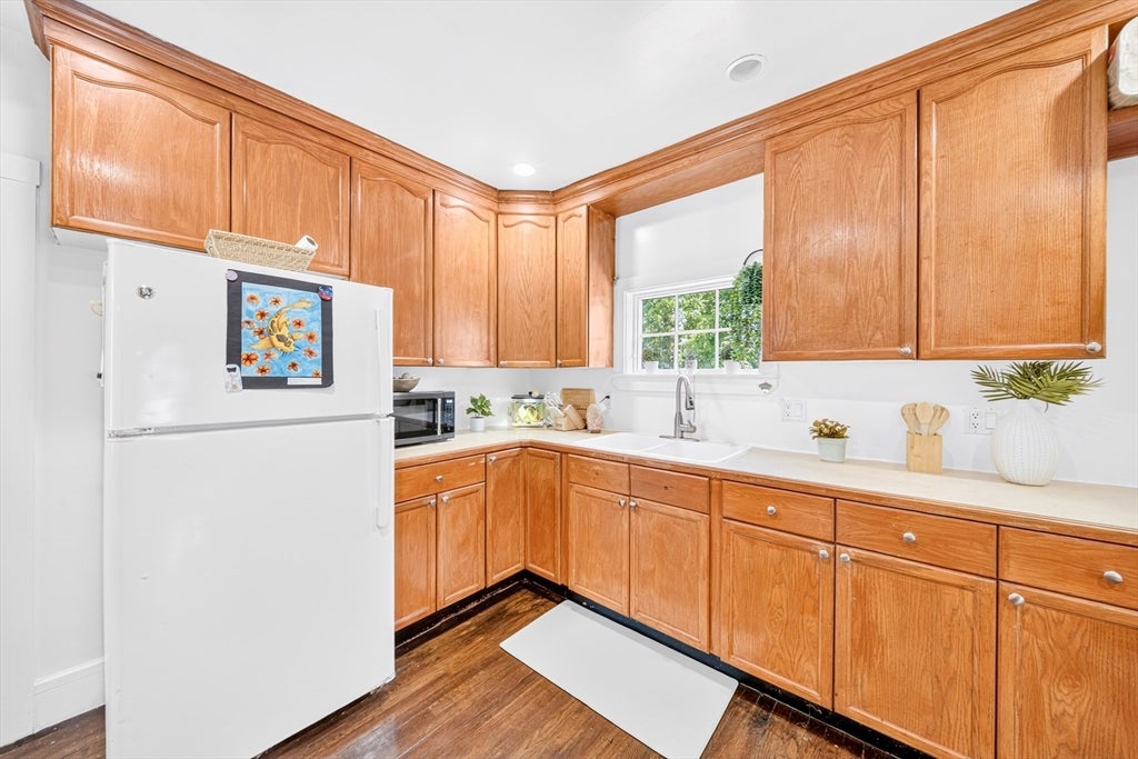 22 Emerson PL, Lynn, MA, 22 Emerson PL, Lynn, MA Photo #6