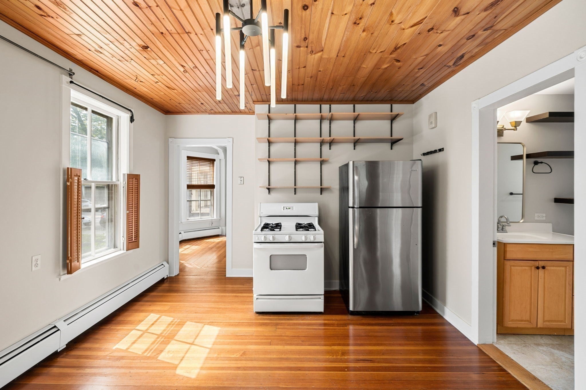 319 Lafayette Street #1, Salem, MA Photo #10