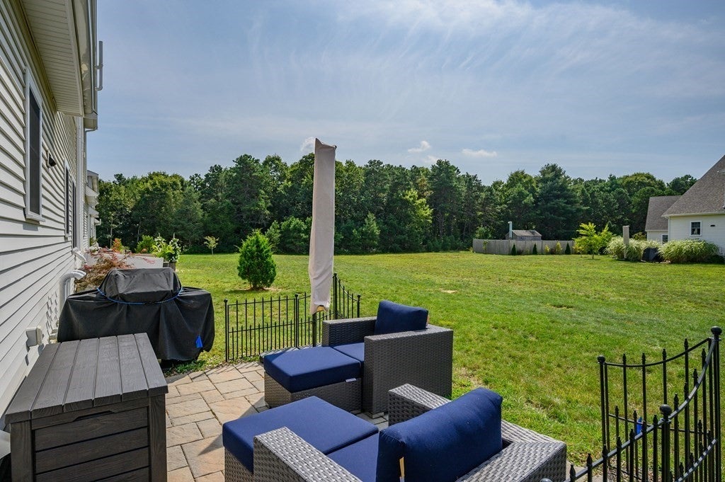 637 Gifford St #15B, Falmouth, MA Photo #25