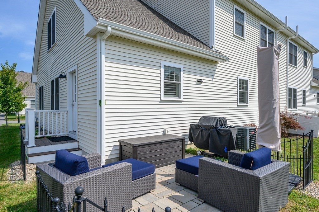 637 Gifford St #15B, Falmouth, MA Photo #24
