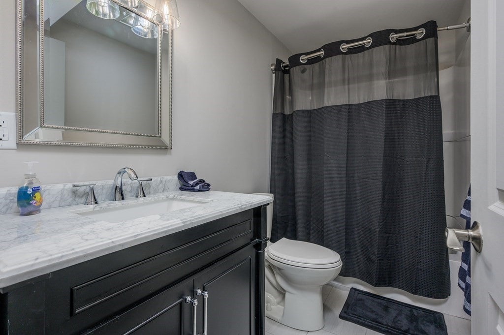 637 Gifford St #15B, Falmouth, MA Photo #23