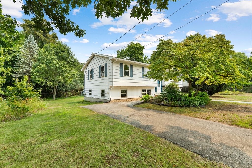 304 Lowell St